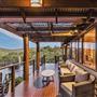975 Viveash Road