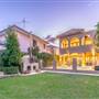 Attadale -Tuscan Style Villa