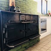 Working Metters Wood Stove in Kitchen Willagee
