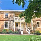 Grand Mercure Basildene Manor