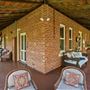 Fawkes House Country Retreat