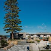 Albany- Alison Hartman Gardens