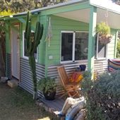 11 Honeysett Court