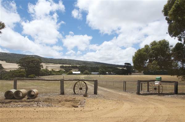 Mount  Richards Rd -Kalgan (12/03/2015)