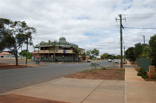 Kalgoorlie - Gala Tavern (24/03/2015)