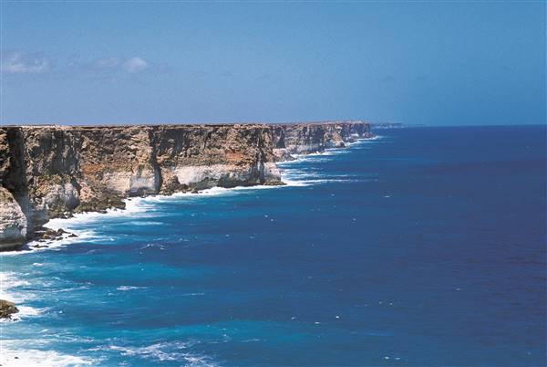 Bunda Cliffs (24/05/2016 - Credits: Tourism Western Australia)