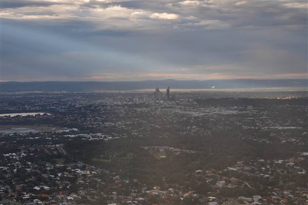 Perth - aerials north of Perth (15/09/2016 - Credits: Chris Veerhuis)