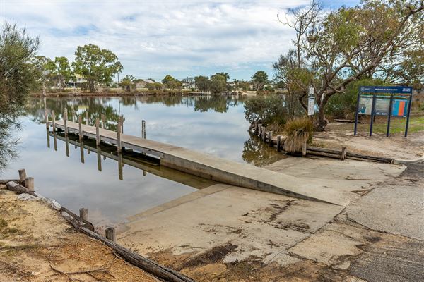 Barragup, Furnissdale and North Yunderup - Furnissdale Boat Ramp on the Serpentine River (7/06/2020)