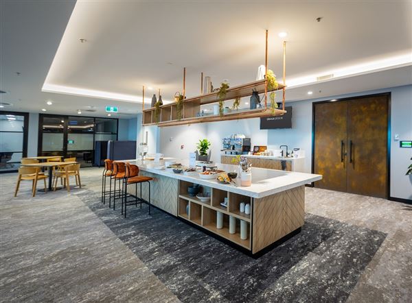 Dexus Place (30/08/2022)