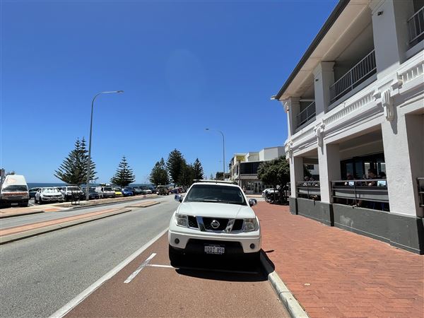 Cottesloe Streets (29/11/2022 - Credits: Crystal Munitich McCallum)