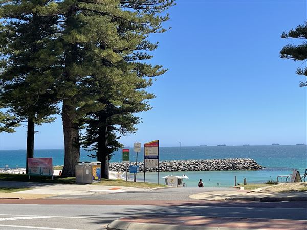 Cottesloe Streets (29/11/2022 - Credits: Crystal Munitich McCallum)