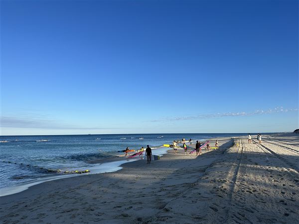 Cottesloe Beach - Cottesloe Beach in the Morning (7/12/2022 - Credits: Crystal Munitich McCallum)
