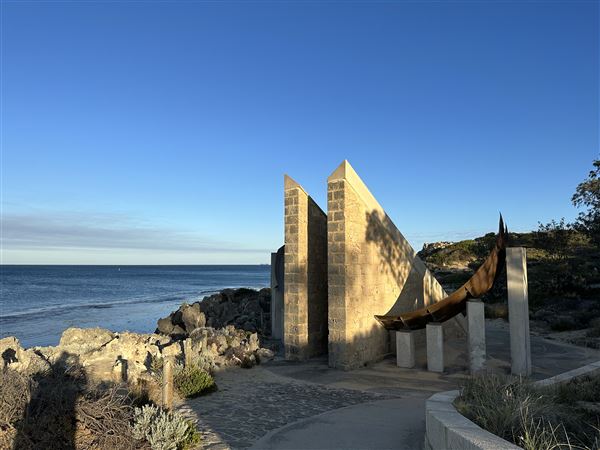 Cottesloe Beach - Footpaths and Sundials (7/12/2022 - Credits: Crystal Munitich McCallum)