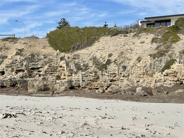 Dutch Inn Beach - South of Duke (7/12/2022 - Credits: Crystal Munitich McCallum)