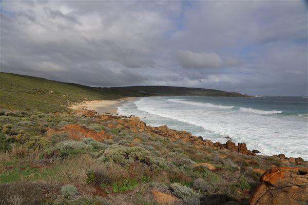 Yallingup - Torpedo Rock (6/06/2023 - Credits: Aidan O'Bryan)