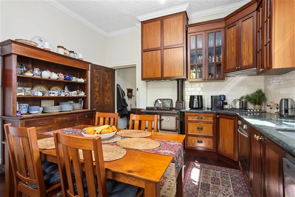 Fawkes House Country Retreat (25/11/2024)