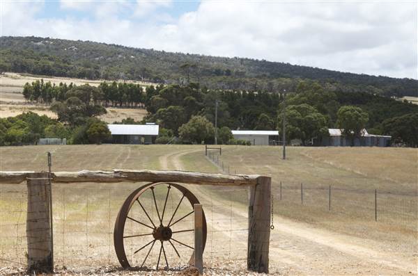 Mount  Richards Rd -Kalgan (12/03/2015)
