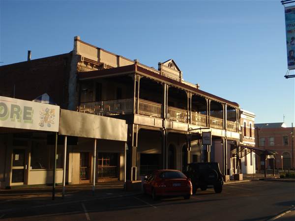 Kalgoorlie-Boulder - Albion Hotel (18/03/2015)