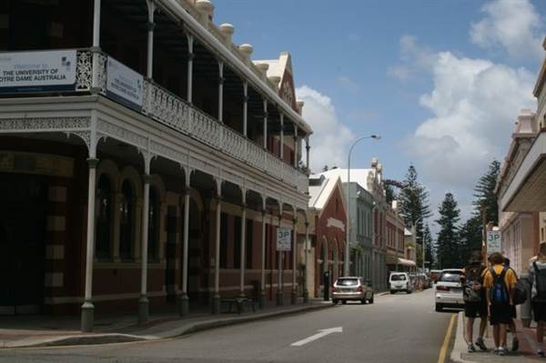 Fremantle West End (20/03/2015)