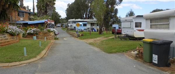 Champion Lakes, Lakeview Tce Caravan Park (29/09/2015)