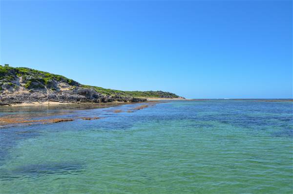 Garden Island - Point Atwick - North and South Bay from Water (22/12/2015 - Credits: Chris Veerhuis)