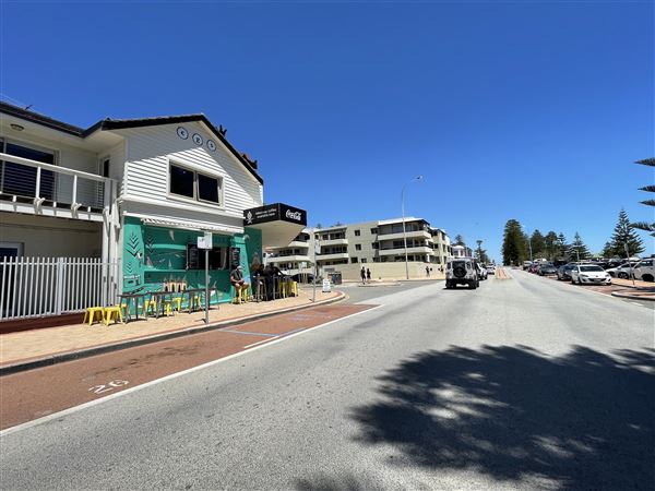Cottesloe Streets (29/11/2022 - Credits: Crystal Munitich McCallum)