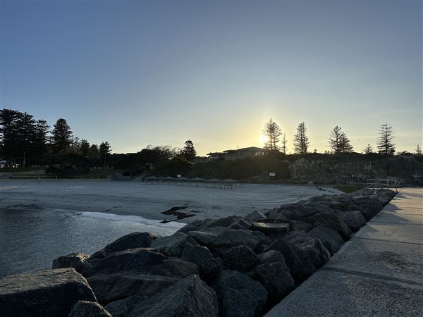 Cottesloe Beach - Cottesloe Beach in the Morning (7/12/2022 - Credits: Crystal Munitich McCallum)