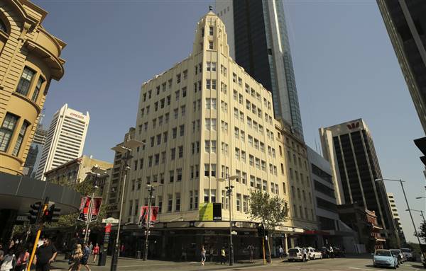 Perth - William Street (29/09/2015)