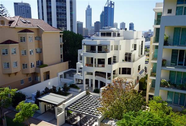 Mount Street  Apartments (1/10/2015 - Credits: Helicam Aerial Imaging)