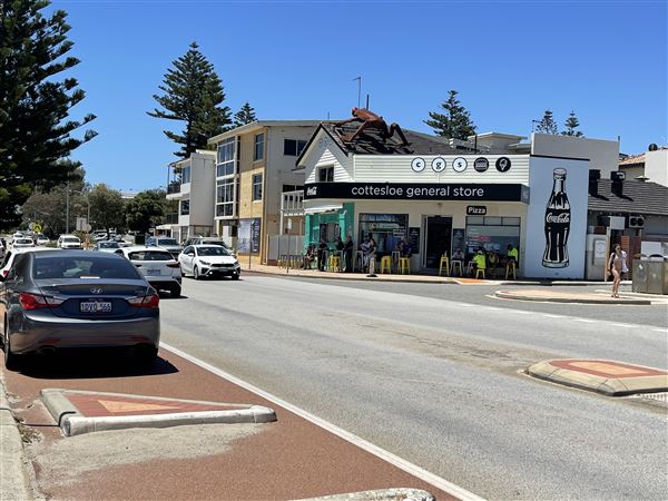 Cottesloe Streets (29/11/2022 - Credits: Crystal Munitich McCallum)