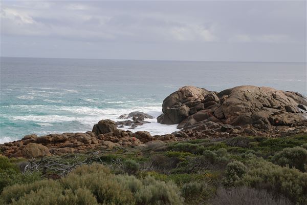 Yallingup - Torpedo Rock (6/06/2023 - Credits: Aidan O'Bryan)