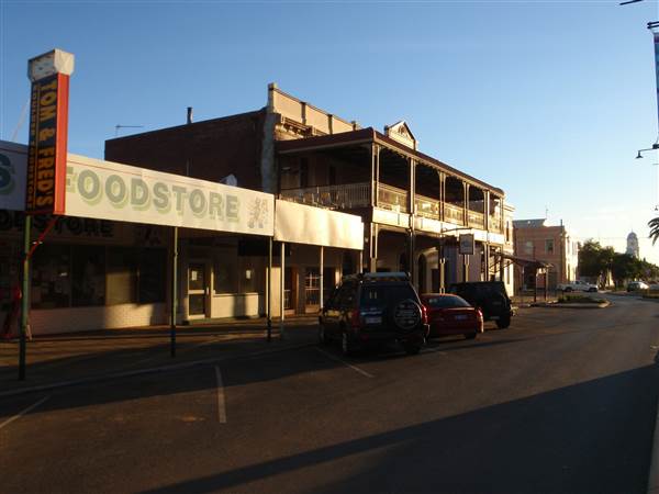 Kalgoorlie-Boulder - Albion Hotel (18/03/2015)