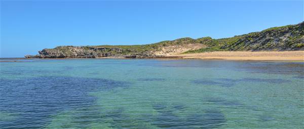Garden Island - Point Atwick - North and South Bay from Water (22/12/2015 - Credits: Chris Veerhuis)