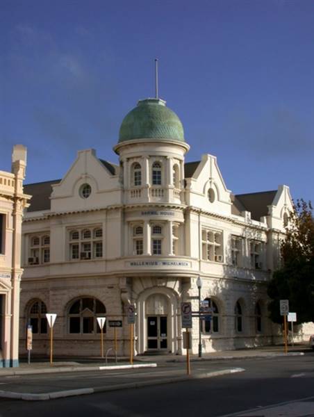 Fremantle - Barwil House (13/12/2016)