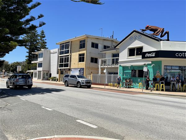 Cottesloe Streets (29/11/2022 - Credits: Crystal Munitich McCallum)