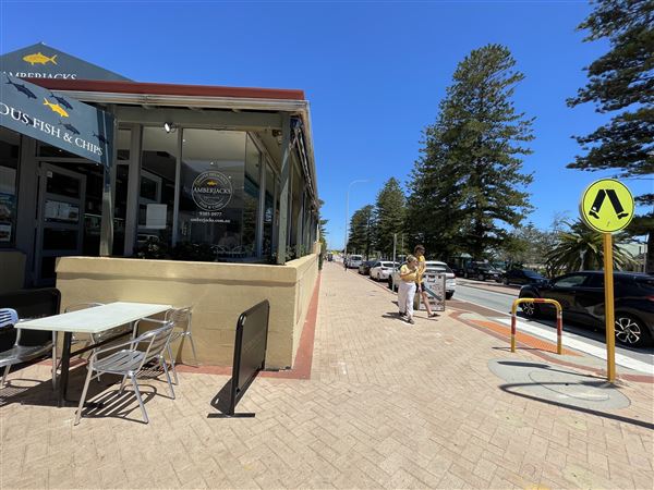 Cottesloe Streets (29/11/2022 - Credits: Crystal Munitich McCallum)