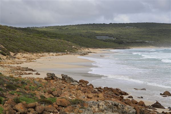 Yallingup - Torpedo Rock (6/06/2023 - Credits: Aidan O'Bryan)