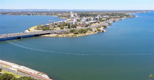 Narrows Bridge (1/10/2015 - Credits: Helicam Aerial Imaging)