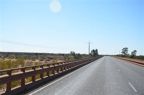 Port Hedland - Road heading south (3/10/2016 - Credits: Chris Veerhuis)