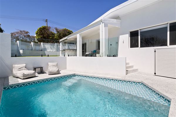 Turquoise Waters Retreat (1/11/2020 - Credits: Crib)