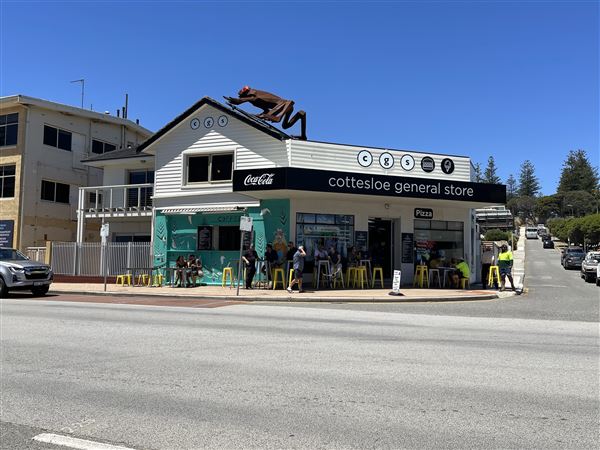 Cottesloe Streets (29/11/2022 - Credits: Crystal Munitich McCallum)