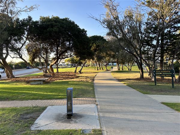 Cottesloe Beach - Footpaths and Sundials (7/12/2022 - Credits: Crystal Munitich McCallum)