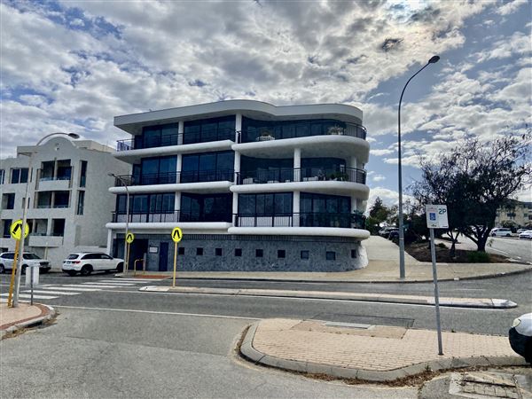 Cottesloe Streets (11/07/2023 - Credits: Bruce Beresford)