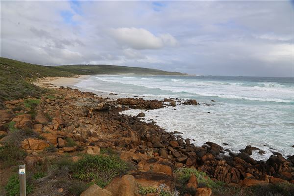 Yallingup - Torpedo Rock (6/06/2023 - Credits: Aidan O'Bryan)