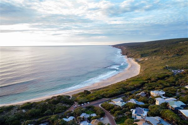 Yallingup (8/01/2025 - Credits: Private Properties Pty Ltd)