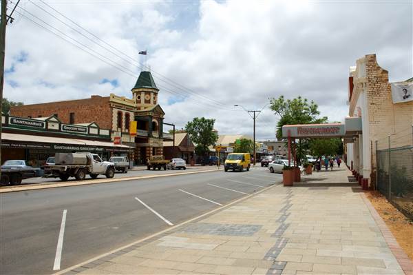 Kalgoorlie-Boulder Burt St (19/03/2015)