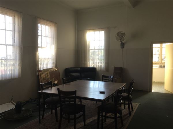 Tardun - Former Agricultural College (13/05/2020)