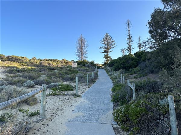 Cottesloe Beach - Footpaths and Sundials (7/12/2022 - Credits: Crystal Munitich McCallum)