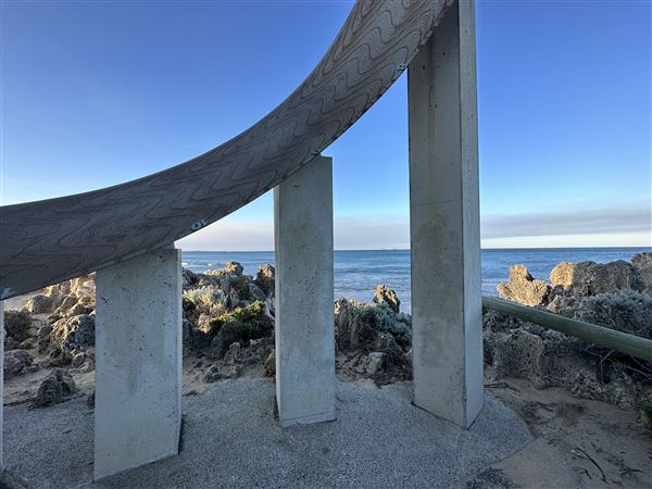 Cottesloe Beach - Footpaths and Sundials (7/12/2022 - Credits: Crystal Munitich McCallum)