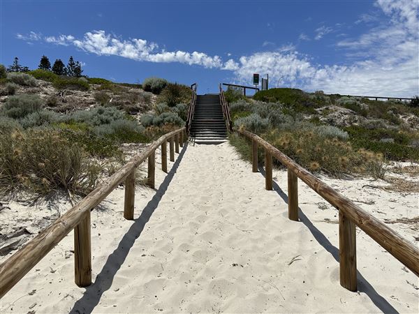 Dutch Inn Beach - Beach & Exercise Park (7/12/2022 - Credits: Crystal Munitich McCallum)